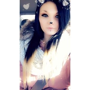 Meet your Posher, Layla